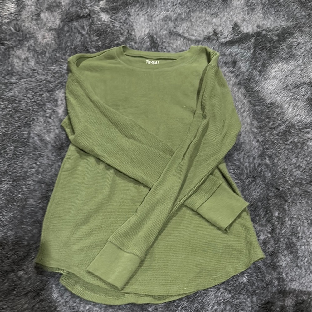 Time and Tru Green Fitted Tee